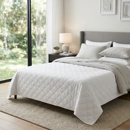 Waterproof Bed Cover (6/7 Feet) thumbnail 1